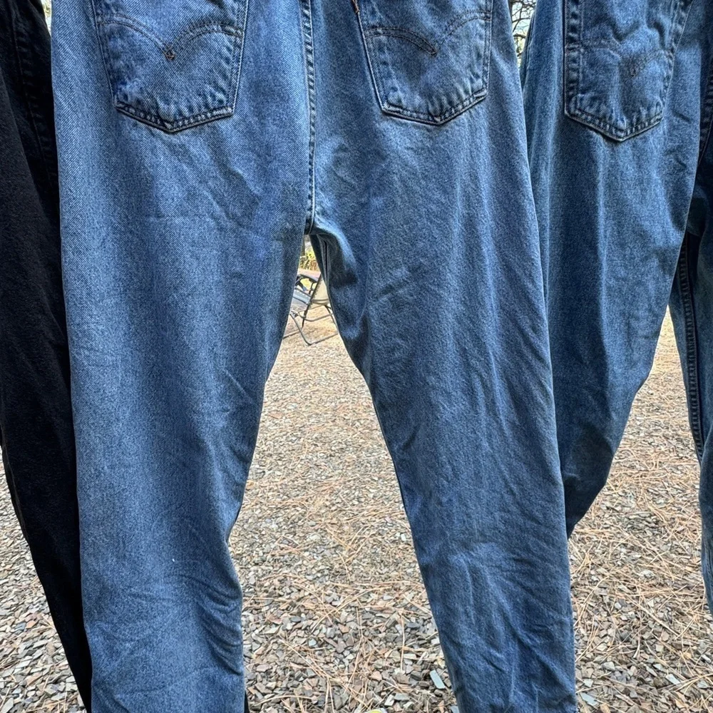 Levi’s 505 Men’s Jeans label 34 x 32 (actual 32” x 30.5”)